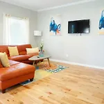 Atlanta Unit 1 Room 2 - Quiet Private Bedroom Private Bathroom Suite